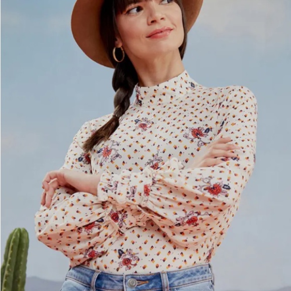ModCloth A Grace of One’s Own Chiffon Top Floral Print Small